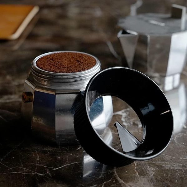 Дозута воронка для гейзерної кавоварки на 6 чашок Moka Pot Dosing Funnel 300480 фото