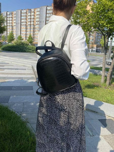 Жіночий міні рюкзак чорний рептилія 1002 фото