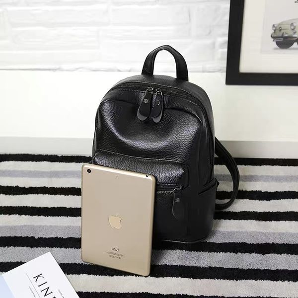 Чорний жіночий міський міні рюкзак еко шкіра, маленький прогулянковий рюкзак для дівчат 491 фото