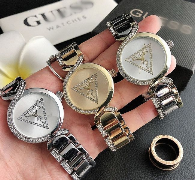 Жіночий наручний годинник браслет, модний і стильний годинник-браслет на руку 928Р фото